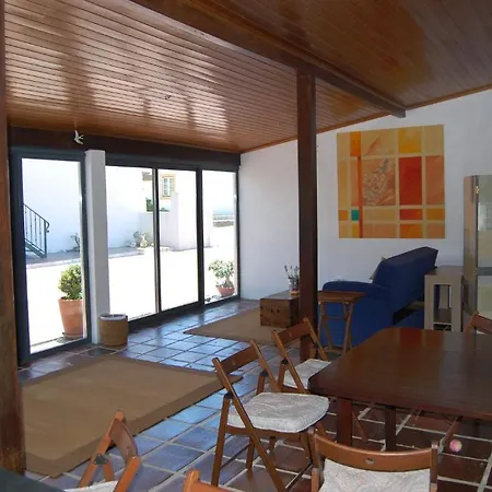 Vale Da Varzea Арея-Бранка